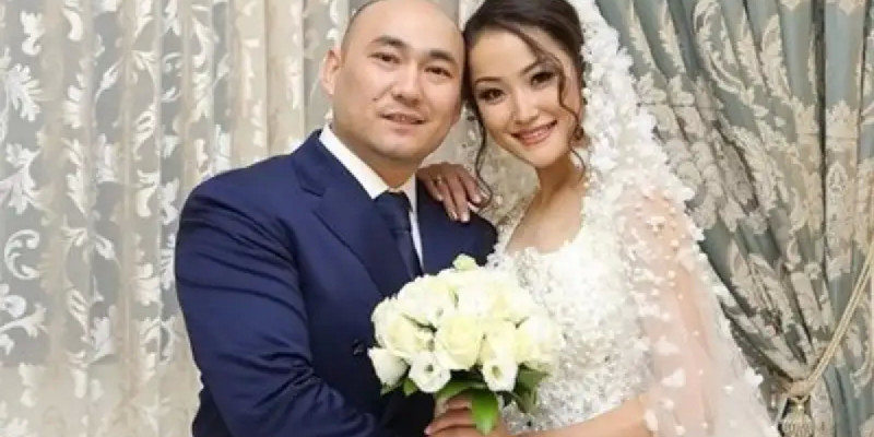 “10 жылға созылған ренішім сейілгендей”: Мөлдір Әуелбекова бұрынғы күйеуіне кешірім берді