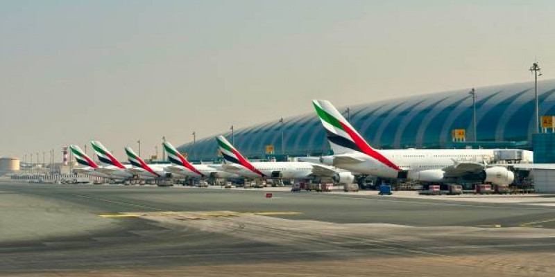 Дубай әуежайының маңына 2 дрон құлап, шетел азаматтары зардап шекті