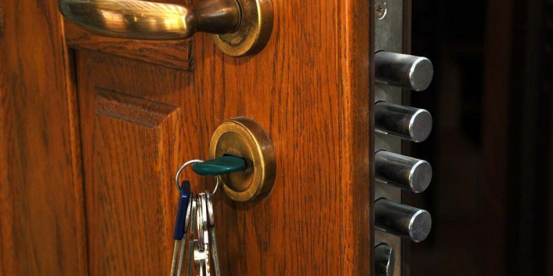 Алматыда пәтер ұрлығымен айналысқан топ ұсталды