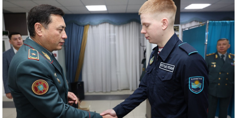 Туған күнінде алғаш рет дауыс берді: Ұлттық ұлан сарбазы үшін референдум күні ерекше өтті