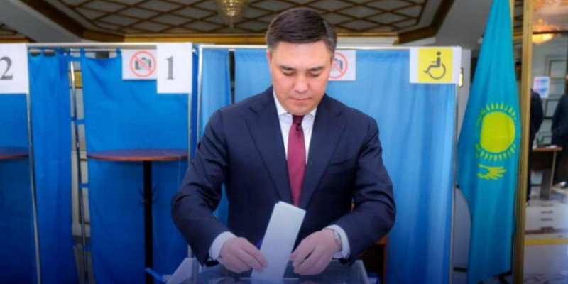 Қоғам референдум арқылы мемлекеттік шешімдерді қабылдауға қатысады – Ғабит Сыздықбеков