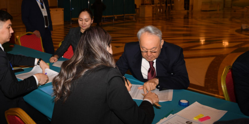 Нұрсұлтан Назарбаев референдумда дауыс берді