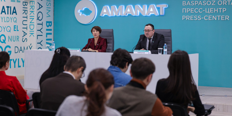 «AMANAT» байқаушылары: Референдум толықтай заңға сай өтті