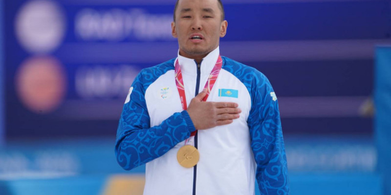 Паралимпиада чемпионы Ербол Хамитов елге оралды