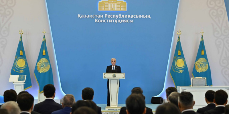 Президент Конституциялық комиссия мен Жалпыұлттық Коалиция мүшелеріне ризашылығын білдірді