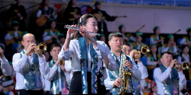 Елордада 5 мың музыкант «Шернияз» күйі мен «Наурыз» әнін орындады