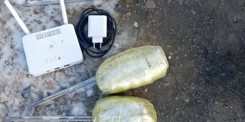 Ұландықтар түзеу мекемесіне тыйым салынған заттарды өткізбек болған азаматты ұстады