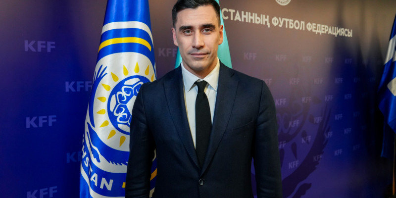 Давид Лория қызметінен кетті