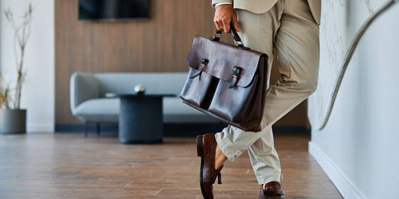 Атырауда құмар ойын ойнаған мемлекеттік қызметкер жұмысынан босатылды