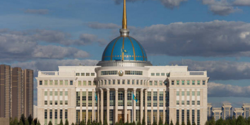 Мемлекет басшысы Алматы қаласының әкімі Дархан Сатыбалдыны қабылдады