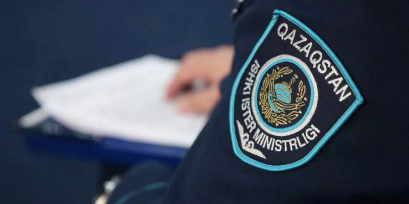 Ақмолалық полицейлер жүргізушіні ажалдан алып қалды