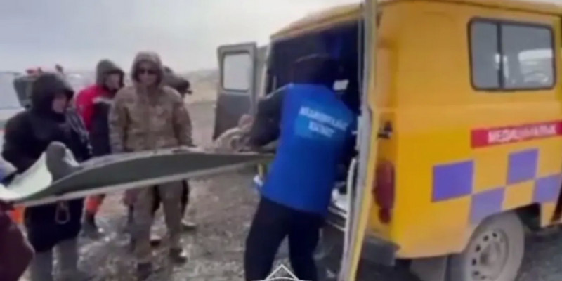 Абай облысында құтқарушылар 5 күн бойы далада қалған малшыны құтқарды