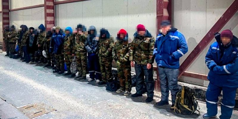 Ақтөбеде шекарадан заңсыз өтпек болған 18 шетел азаматы ұсталды