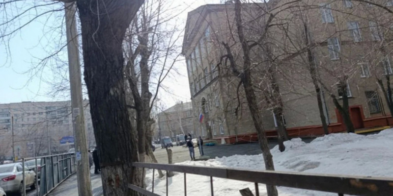 Ресейде тоғызыншы сынып оқушысы мектепте арбалетпен шабуыл жасаған