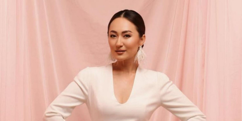 «Оның әзілін ұрлап алады»: Бақыт Тұрман Қайрат Әділгерейді сынға алғандарға жауап берді