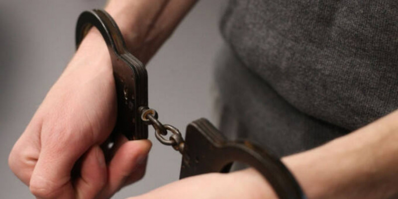 Тұрғындарды 200 млн теңгеге алдап кеткен ерлі-зайыптылар ұсталды