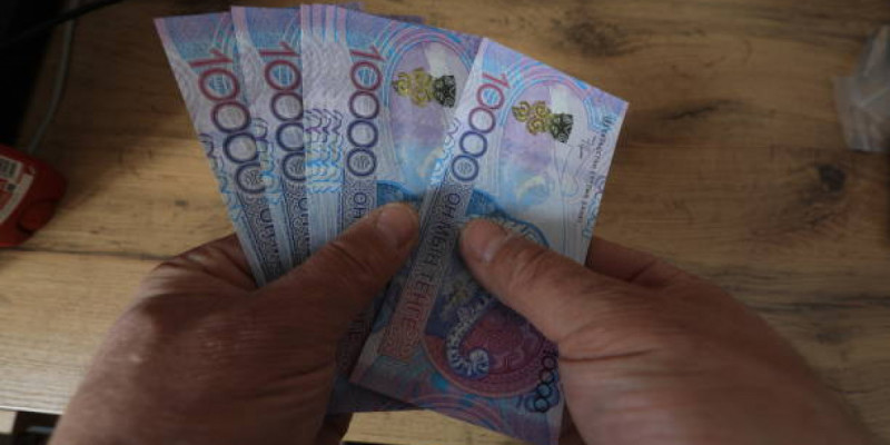 Зейнетақы төлемінен 20% ұстап қалу: Министрлік жалған ақпарат тарағанын мәлімдеді