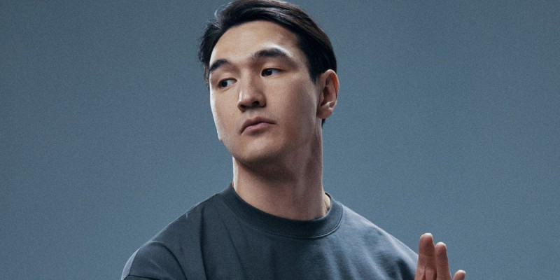 Әзілкеш Нұрлан Сабуров Қытайда күтпеген жағдайға тап болды