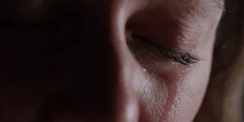 Жылап алу жүйкеге пайдалы ма? – зерттеу