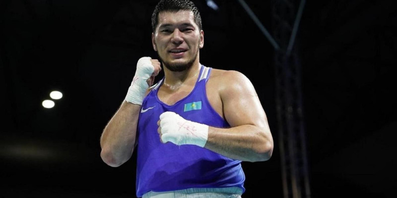 Азия чемпионаты: Айбек Оралбай ширек финалда этникалық қазақ боксшысымен кездеседі