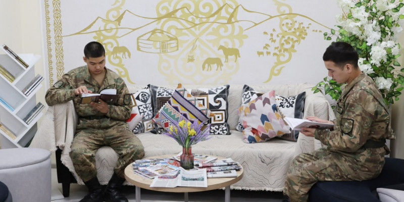 Ұлттық ұланда «BOOKGUARD» әдеби челленджі басталды