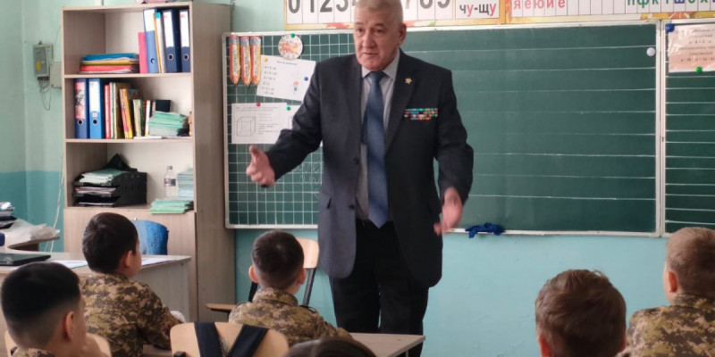 Офицер жолы