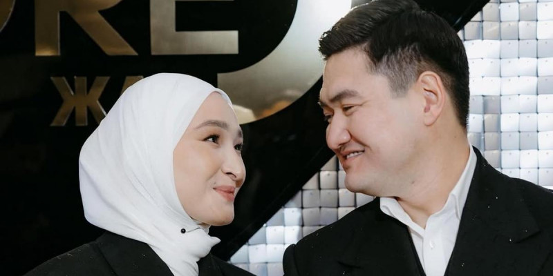 Танымал әнші Төреғали Төреәлі жетінші рет әке атанды (ФОТО)