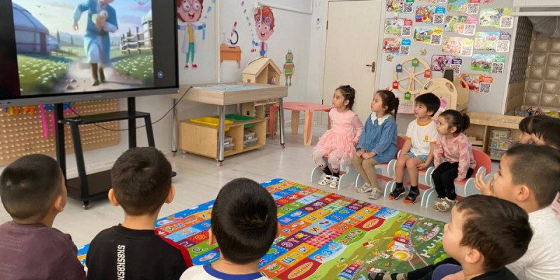 Колледж ұстаздары жасанды интеллектке негізделген мультфильм жасады