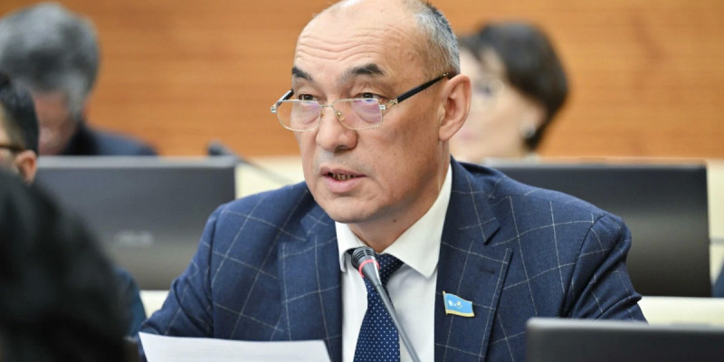 Қант қызылшасы далада шіріп, пияз өтпей қалды: депутат Үкіметке сауал жолдады