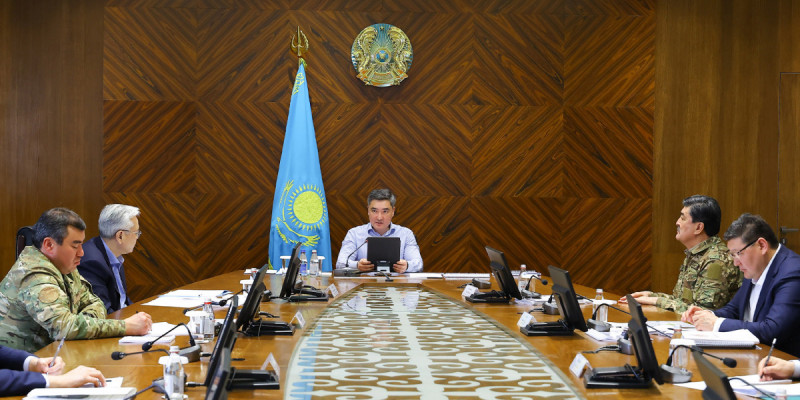 Үкімет басшысы Абай облысында Төтенше жағдайлардың алдын алу жөніндегі жедел штабтың отырысын өткізді