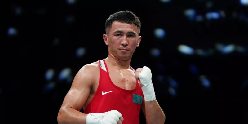 Махмұд Сабырхан Азия чемпионы атанған боксшы қызға көрімдік берді (ВИДЕО)