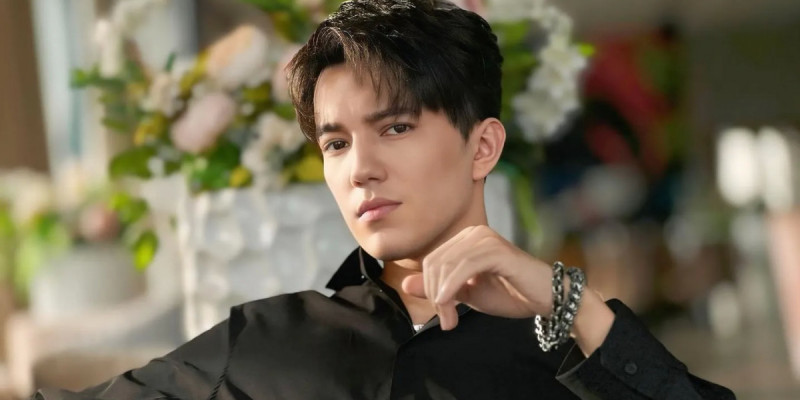 Димаш Құдайберген «Халықаралық мәдени алмасуға қосқан жылдық үлесі үшін» марапатына ие болды