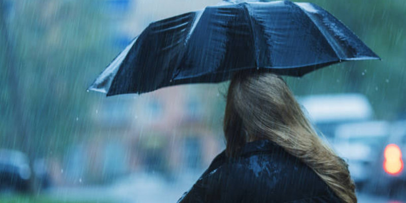 Найзағай ойнап, қар жауады: Синоптиктер ескерту жасады