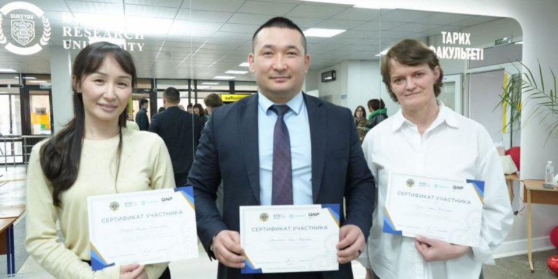 Қарағандыда кітап оқитын үздік мемлекеттік қызметкерлер анықталды