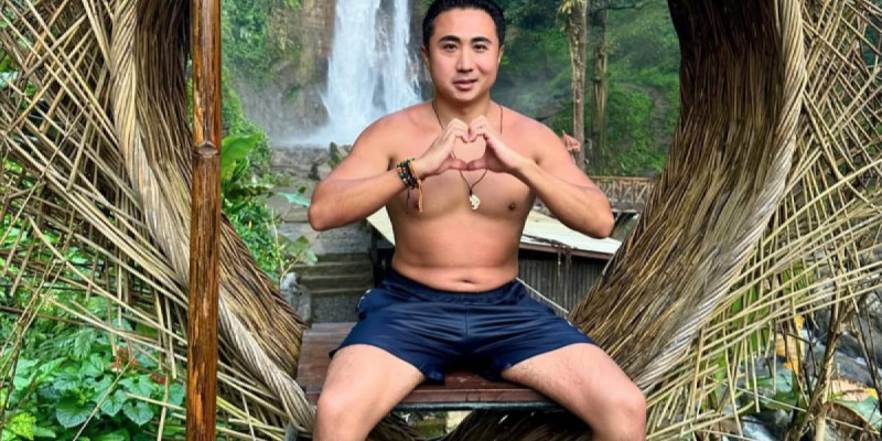 Іздеуде жүрген блогер Қайсар Қамза Вьетнамда ұсталды