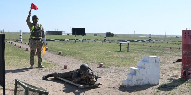 Әскери бөлімдерде жауынгерлік дайындық деңгейі тексеріліп жатыр