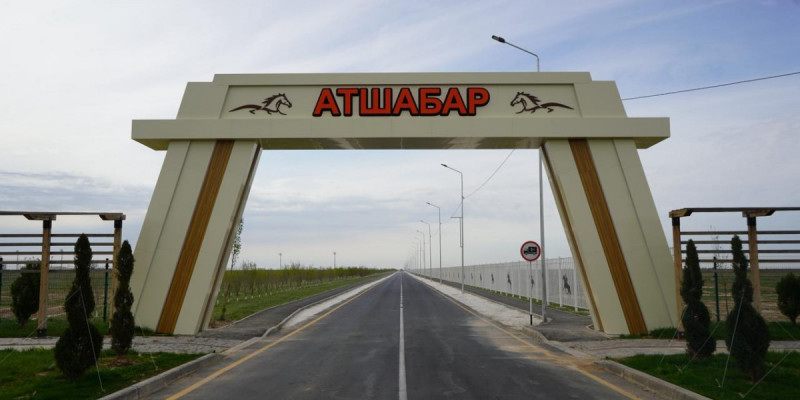 Түркістанда «AMANAT» бастамасымен заманауи атшабар кешені ашылды