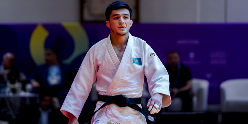 Қазақстандық екі дзюдошы Азия чемпионатының жартылай финалына шықты