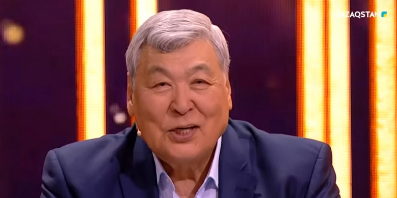 "Ешкімге айтпай, ғарышқа алып кеттім": Тоқтар Әубәкіров ел естімеген естелігін айтты (ВИДЕО)