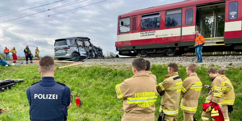Англия мен Италияда доп тепкен танымал футболшы жол апатынан қайтыс болды