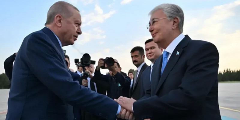 Қасым-Жомарт Тоқаев дипломатиялық форумға қатысу үшін Анталиядағы NEST конгресс орталығына келді