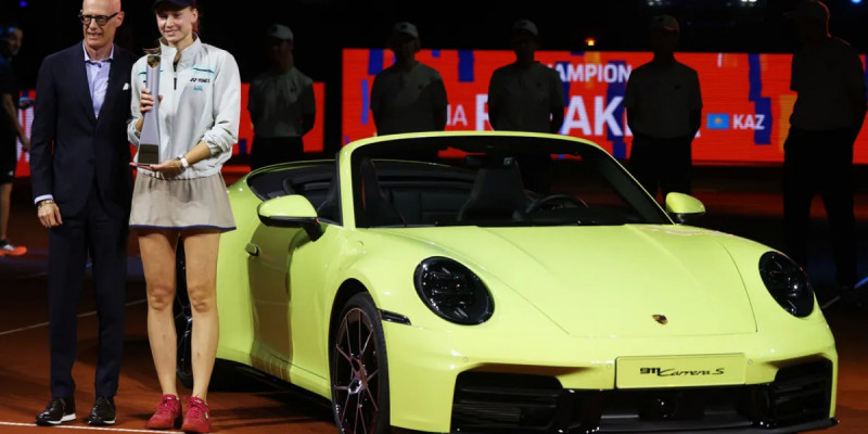 Елена Рыбакина мансабында екінші рет Штутгарттағы турнирде топ жарды