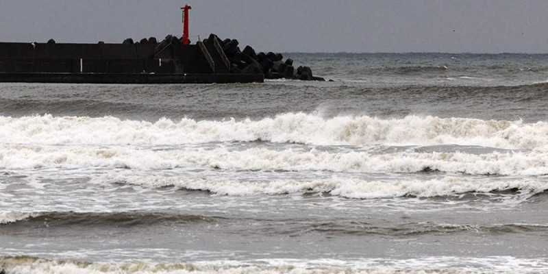 Цунами қаупі бар: Жапонияда қуатты жер сілкінісі болды