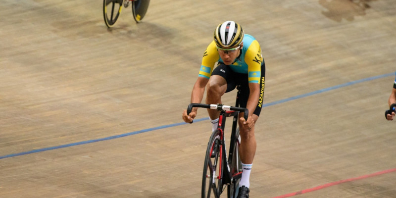 Әлішер Жұмақан велотректен Әлем кубогінде үздік ондыққа енді