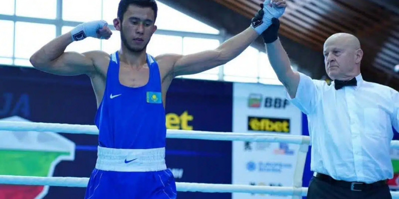 Әлем кубогі: Қазақстандық боксшы алғашқы айналымда тосын нәтижеге тап болды
