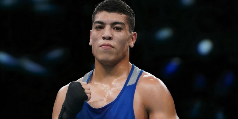 Қазақстандық боксшы әлем чемпионын жеңіп, халықаралық додада сенсация жасады