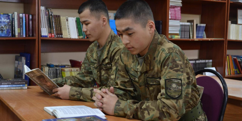 Ұландықтар Ұлттық кітап күнін атап өтті