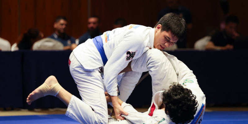 Болатбек Сейілхан жағажай Азиадасында джиу-джитсудан қола жүлде иеленді