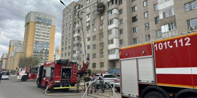 Елордада көпқабатты тұрғын үйде өрт шықты