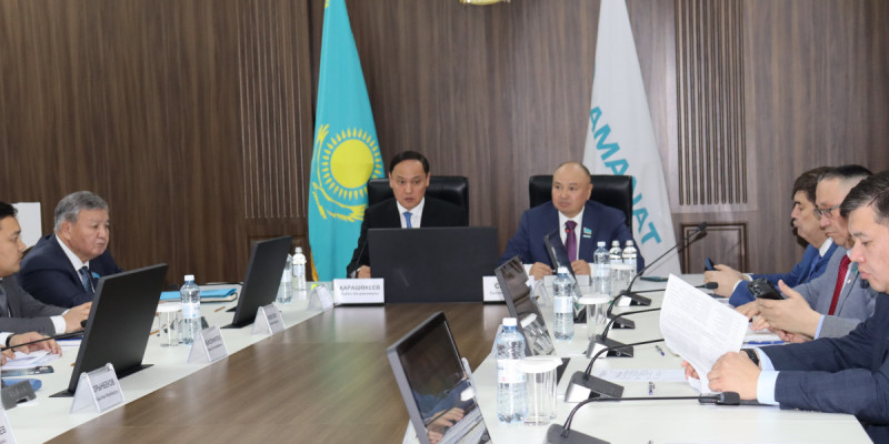 Таразда сыбайлас жемқорлыққа қарсы күрес пен ашықтық мәселелері талқыланды